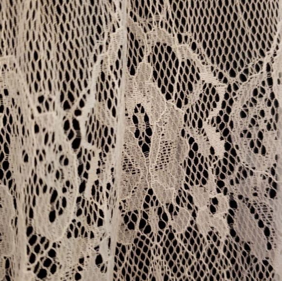 Charlotte Russe black off white/ivory lace tank - Picture 2 of 4